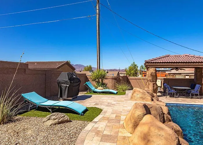 Happy-lake Close-private Waterpark Oasis -sleeps 14 Ferienhaus *