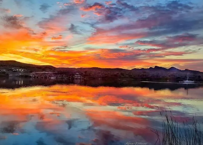 Happy-lake Close-private Waterpark Oasis -sleeps 14 * Lake Havasu City