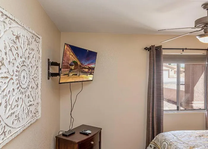 Happy-lake Close-private Waterpark Oasis -sleeps 14 * Lake Havasu City